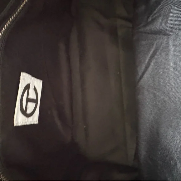 Black Telfar Medium Bag - Picture 4 of 6